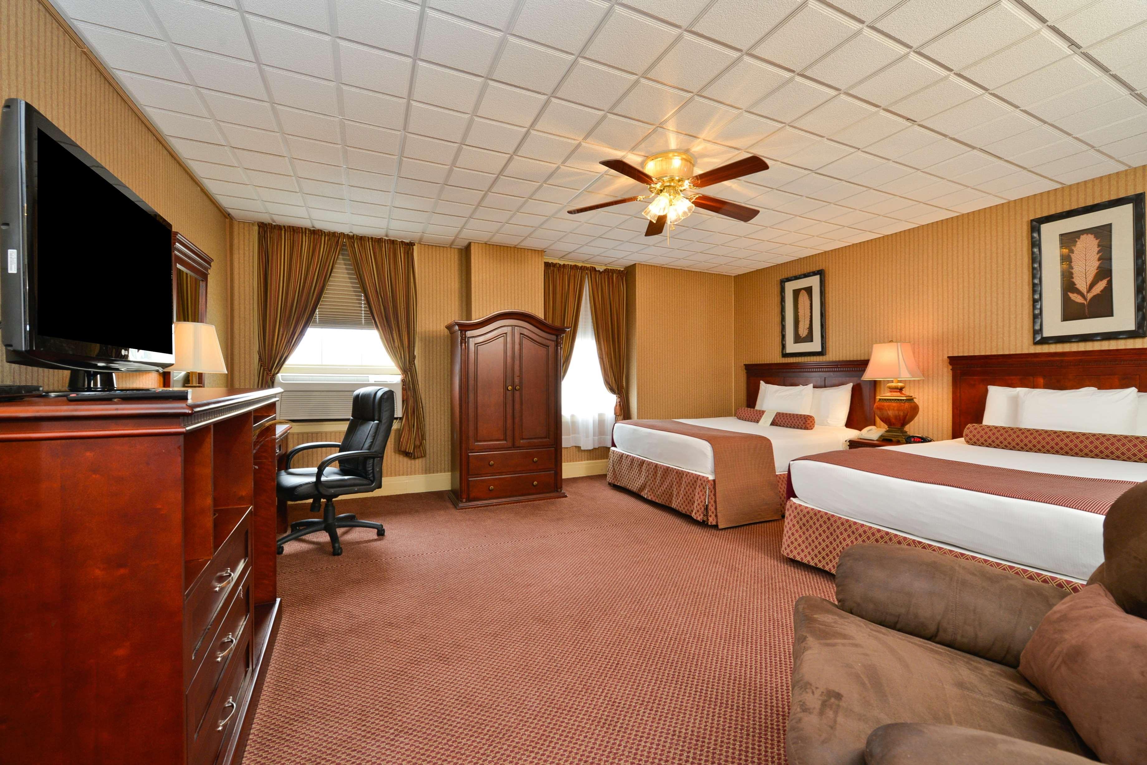 Best Western Plus Sidney Lodge Exterior foto