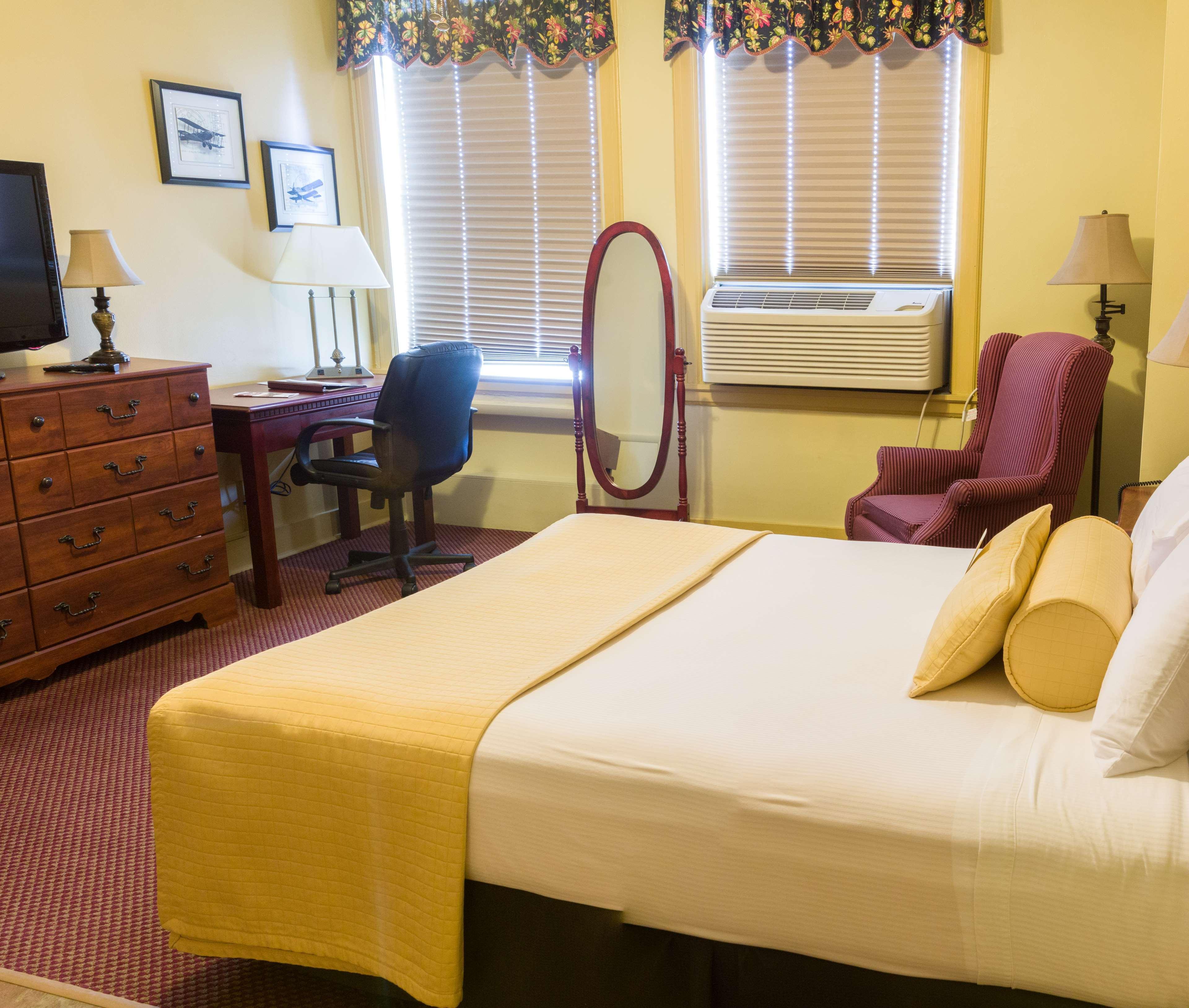 Best Western Plus Sidney Lodge Exterior foto