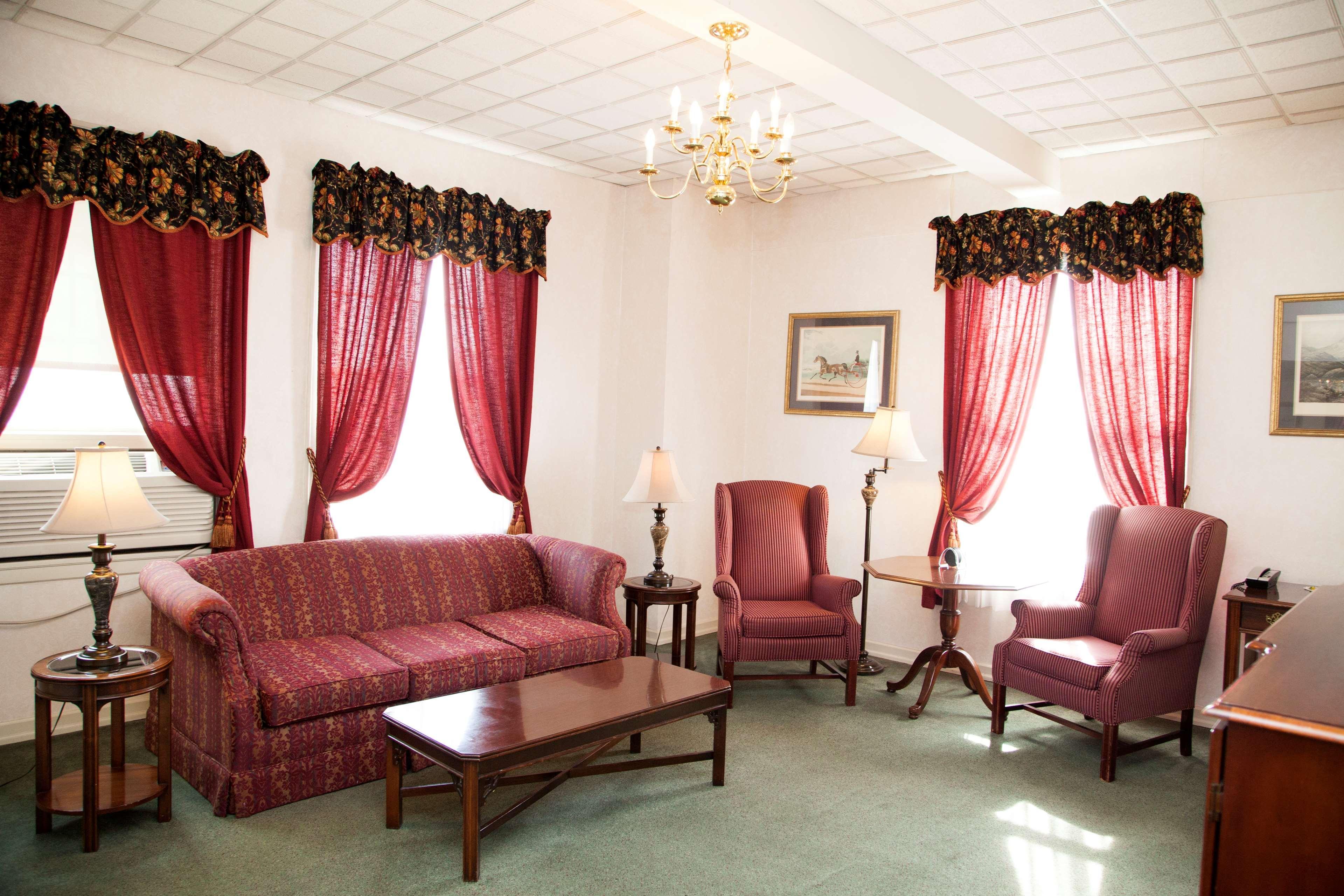 Best Western Plus Sidney Lodge Exterior foto