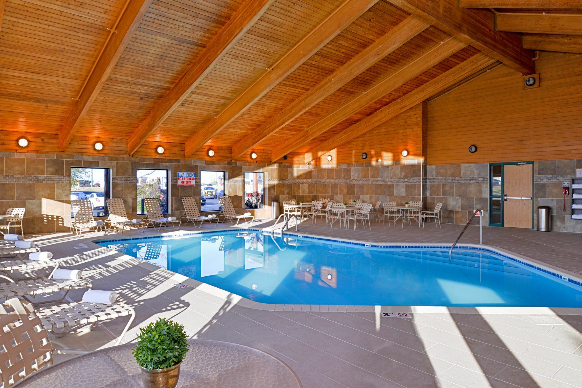Best Western Plus Sidney Lodge Exterior foto
